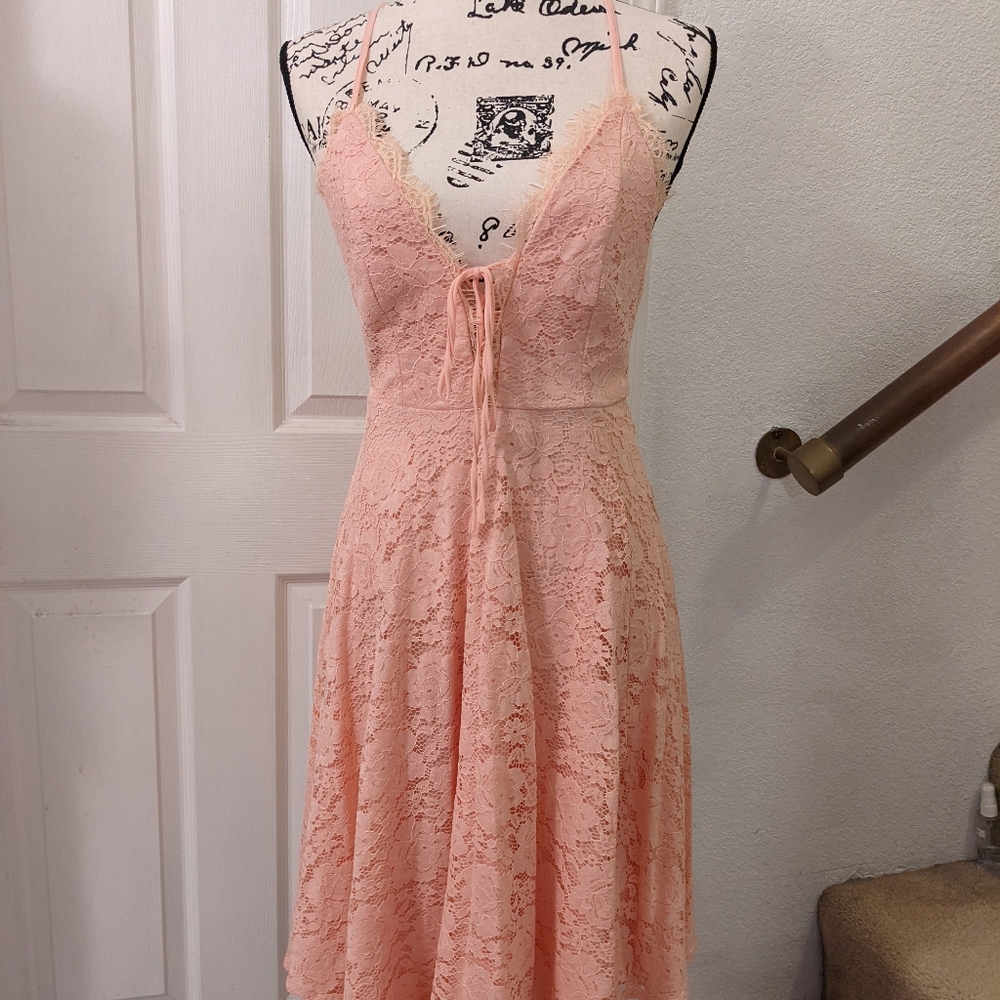 Lulu's Waverly Blush Pink Lace Lace-Up Midi Dress XS